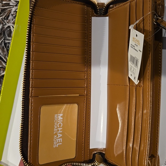 Michael Kors Handbags - Jet Set Travel Large Logo Continental Wristlet